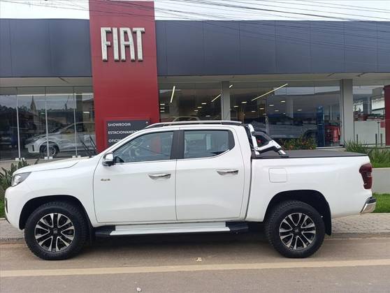 FIAT TITANO 2.2 TURBO DIESEL RANCH 4X4 AT6 FIAT TITANO 2.2 TURBO DIESEL RANCH 4X4 AT6